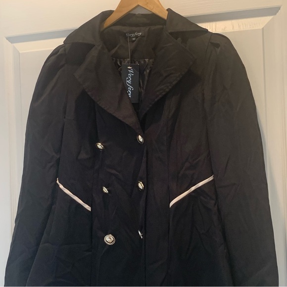 Very Fery Jacket Medium NWT - Picture 2 of 8